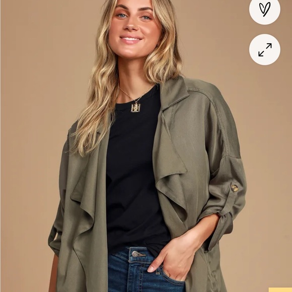 Lulu’s cascade jacket. Cover up, with pockets NWOT - Picture 3 of 11